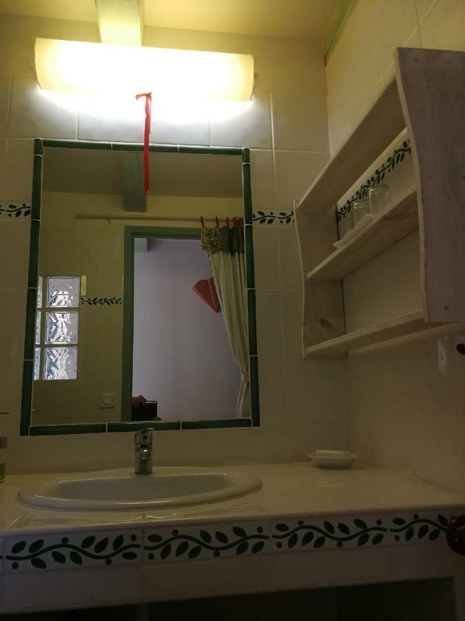 Bed and Breakfast La Genestiere Клермон-л'Эро Экстерьер фото